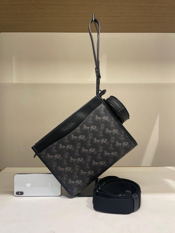 Coach Hitch Convertible Crossbody With Hybrid Pouch in Horse And Carriage Print (Charcoal)-Boutique Collection