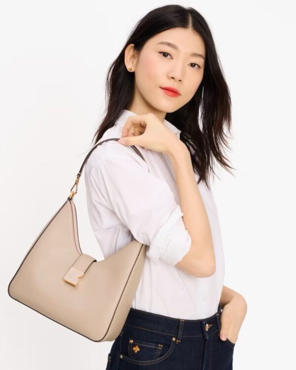[Pre Order]-Kate Spade Dakota Hobo Bag (Timeless Taupe) BOUTIQUE COLLECTION - Image 4