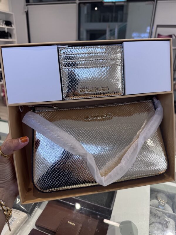Michael Kors Gift-Boxed Medium Chain Strap Crossbody Bag With Card Case (Pale Gold)