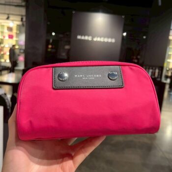 Marc Jacobs Preppy Nylon Multipurpose Case (Hot Pink)