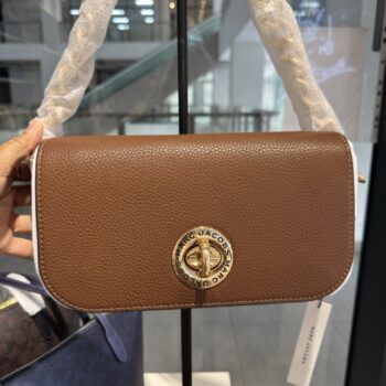 Marc Jacobs Signet Turnlock Chain Leather Shoulder Bag (Cognac)