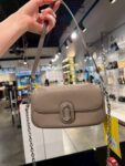 Marc Jacobs The Pebble Clover Shoulder Bag (Cement)