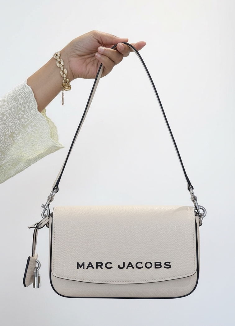 Marc Jacobs Drifter Swing Leather Crossbody Bag (Marshmallow)