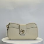 Marc Jacobs Signet Turnlock Wristlet (Marshmallow)